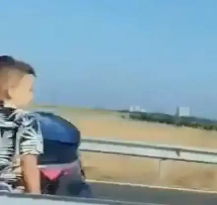 Скандал! Кога ще видим пияния и друсан парцал Дебора в Сливенския? (ЕКСКЛУЗИВНО ВИДЕО ОТ КАТАСТРОФАТА)