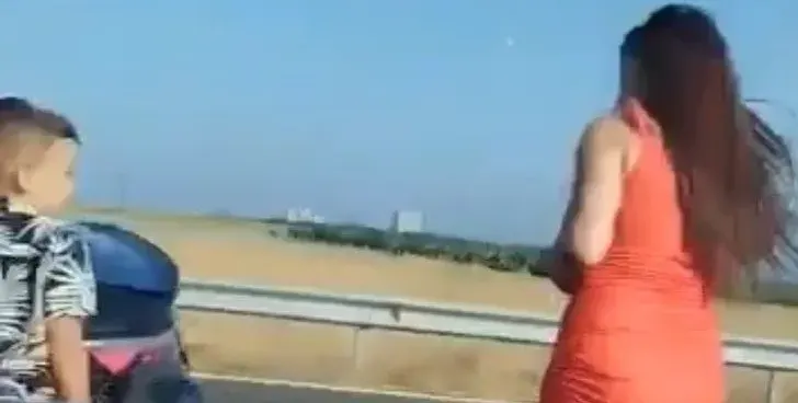 Скандал! Кога ще видим пияния и друсан парцал Дебора в Сливенския? (ЕКСКЛУЗИВНО ВИДЕО ОТ КАТАСТРОФАТА)