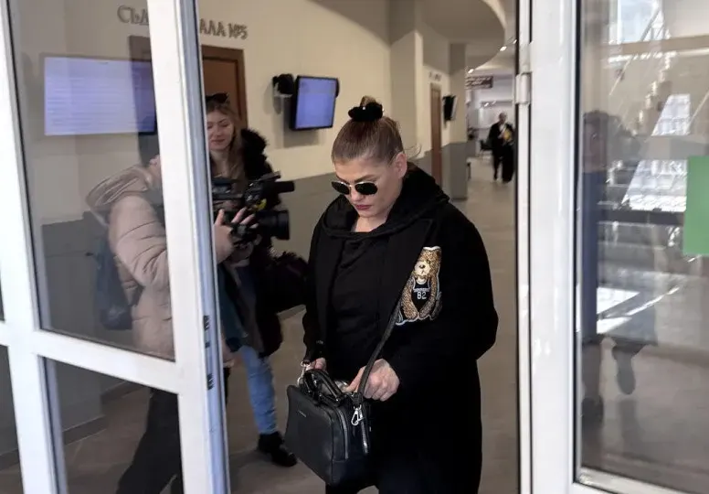 След див екшън с оръжие! Жана Бергендорф влиза в затвора