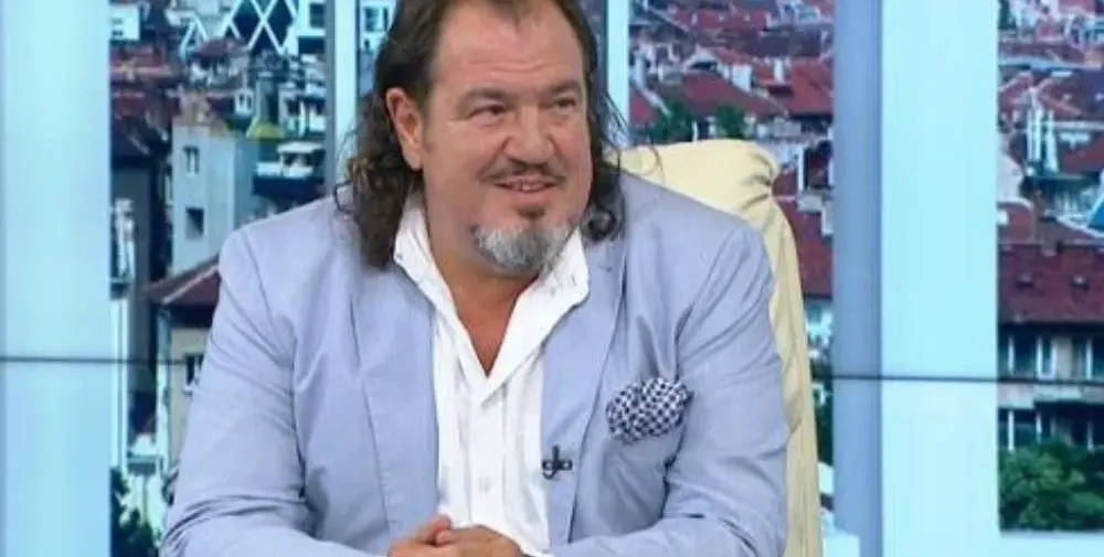 След като се отърваха от Светлана: Старият Гущеров честити рождения ден на сина си