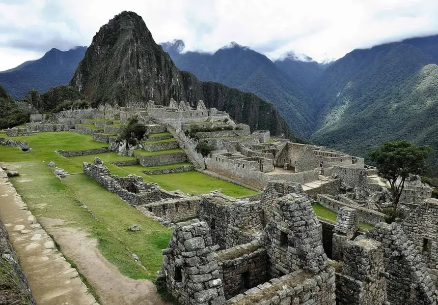  Travellove ти носи света в ръцете!