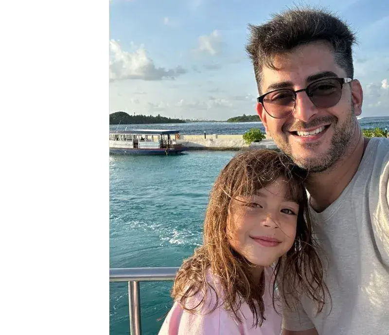 Удар за Чоева! Сашко Кадиев отиде на море с бившата