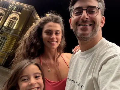 Удар за Чоева! Сашко Кадиев отиде на море с бившата