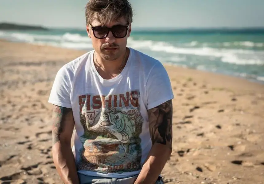 Владо Карамазов алчен до безумие! Лапна 100 бона от БТВ, но не иска жена и деца, за да не му ги вземат