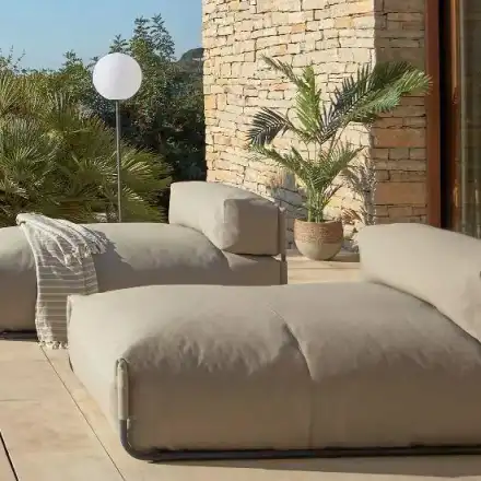 Внимание! Teзи пуфове за градина от Supermebeli.bg създават зависимост към релакс