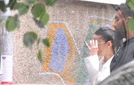 Азис купи апартамента на Славена Вътова, съсед е на Лили Иванова (Папарашки снимки)