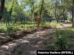 "Започват да бъдат нащрек". Как заплаха за продажба на парк в София събуди хората да го запазят