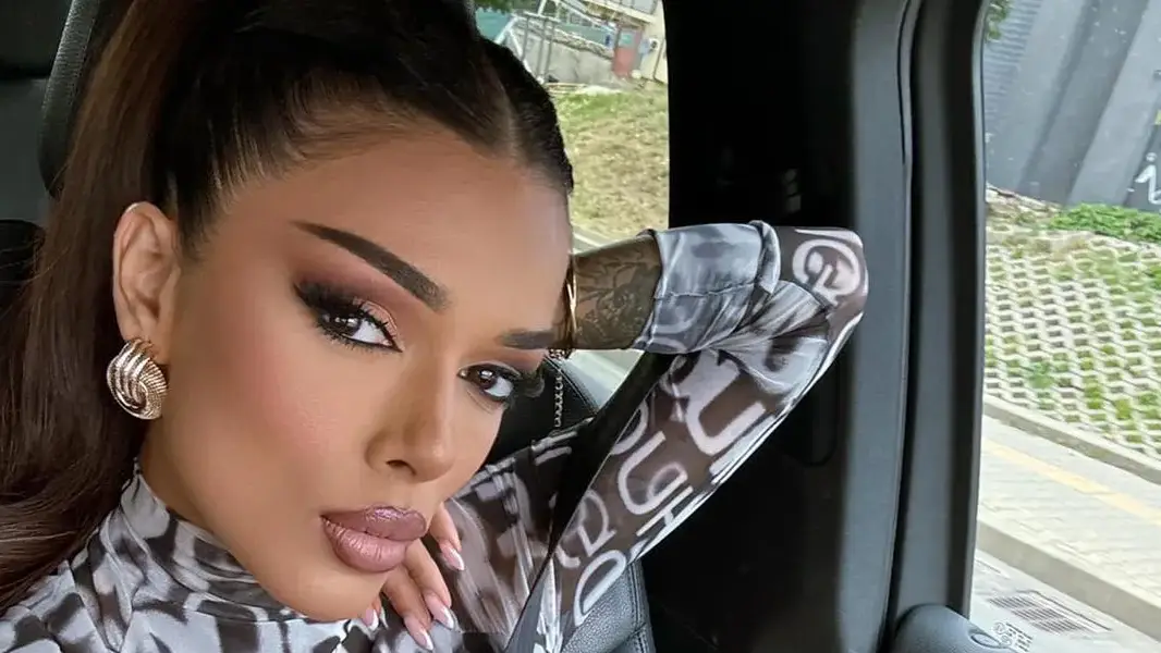 ЗЛОВЕЩО! Египетска треска едва не уби певицата Диона (Подробности)