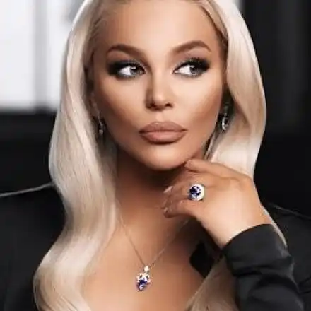 Шокиращи тайни на Деси Слава, които ще ви оставят без дъх!