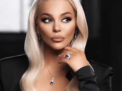 Шокиращи тайни на Деси Слава, които ще ви оставят без дъх!