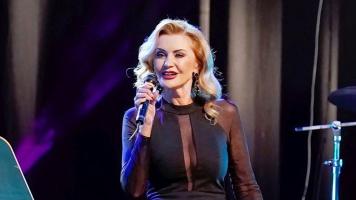 Нели Рангелова се кефи на корекциите
