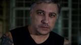 Карамазов, извратен ли си, че се вдъхновяваш от жестоки убийци? СНИМКИ