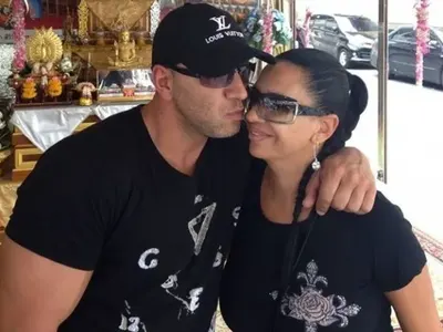 Анита Мейзер се закани на починалия си съпруг: Подреди ме добре! Но ще се разберем някой ден