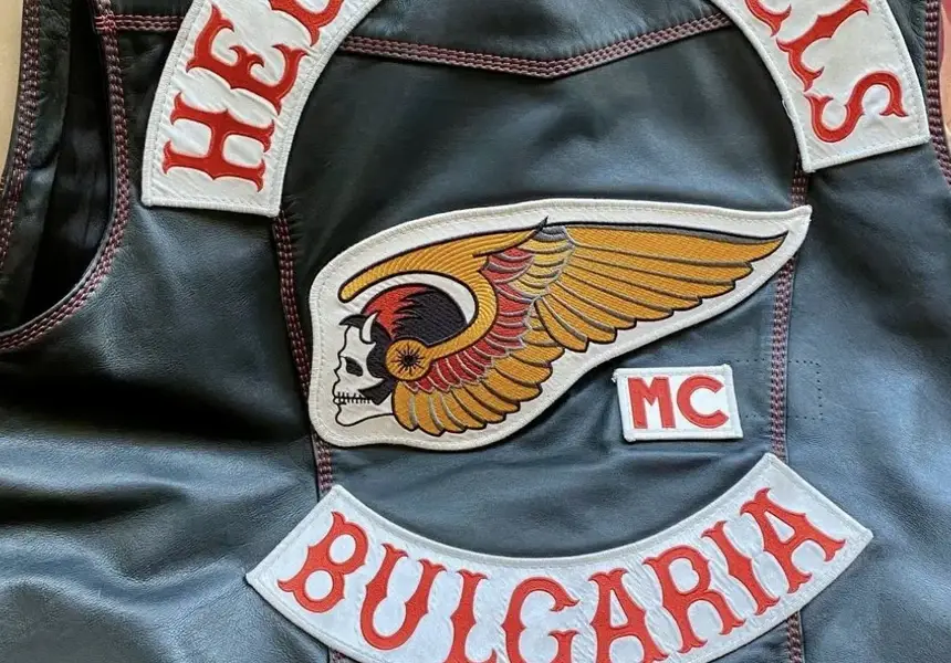 Арсеналът на "Хелс Ейнджълс": Шокиращи снимки и видео от арестите!