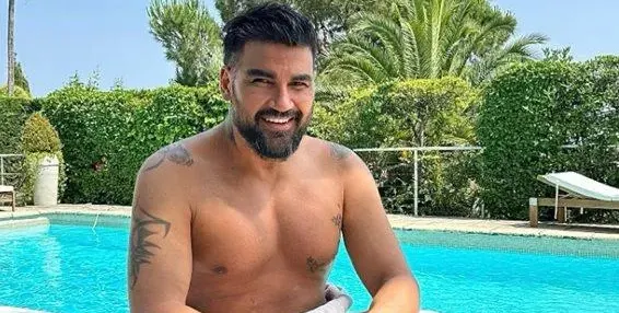 Атакуват Азис със срамни снимки - вижте каква излагация!