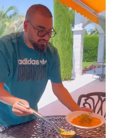 Азис стартира готварски тренд: Фолк дивите готвят чушки!