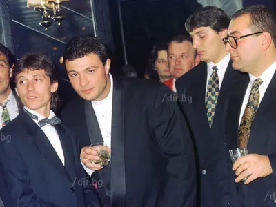 Бели птици и куршуми...