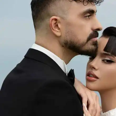 Дара шокира с нова визия: Дупето й детронира Гери-Никол!