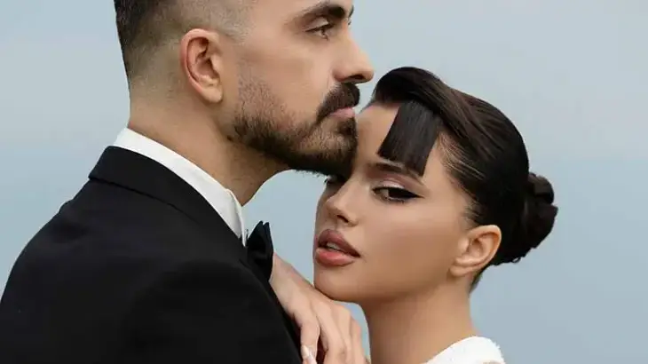 Дара шокира с нова визия: Дупето й детронира Гери-Никол!