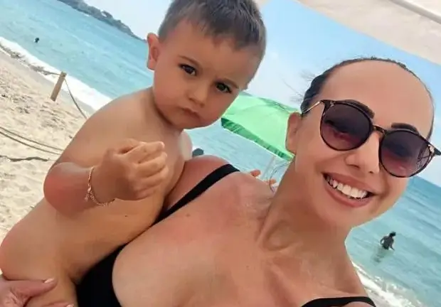 Бъркат мъжа на Мира със сина й! Шокираща грешка в социалните мрежи!