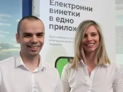 Циг@нска работа! Метресата на Черепа ЛиЛана сключи таен брак с ортака си Мартин