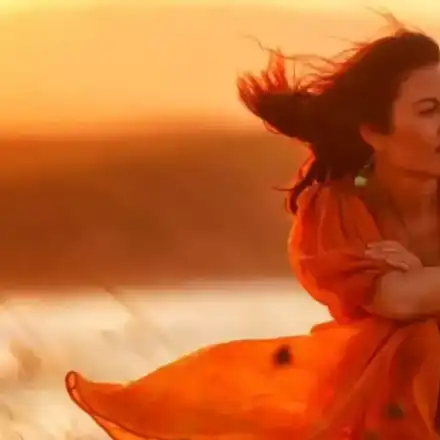 Деси Стоянова навършва 50 години и шокира с откровения!