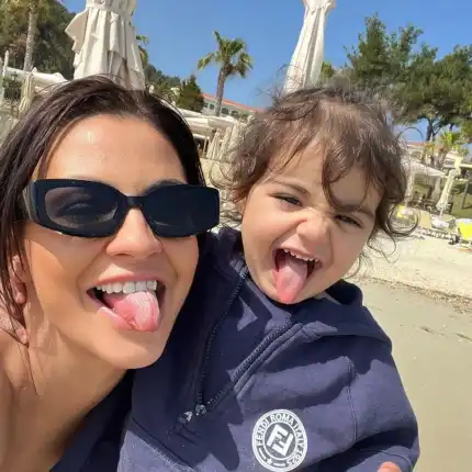 Дъщерята на Деси Цонева облече чували