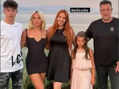 Емилия шокира с ранно изпращане на децата в училище!