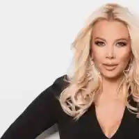 Заглавие: Емилия шокира с новини от почивката си!