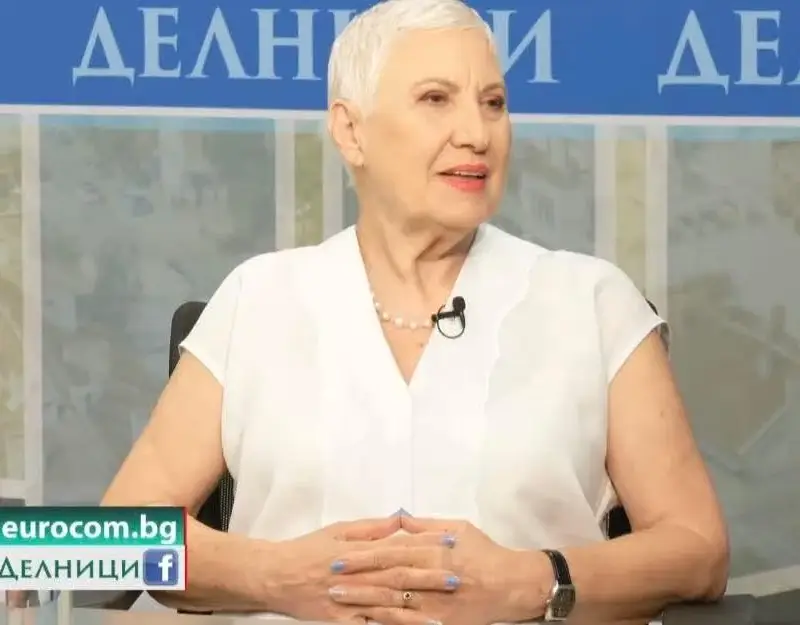 Емилова направи торта от диня