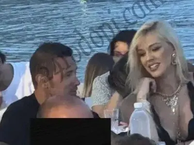 Натали и Мартин Чой: Щастливата им приказка в Гърция! (СНИМКИ)