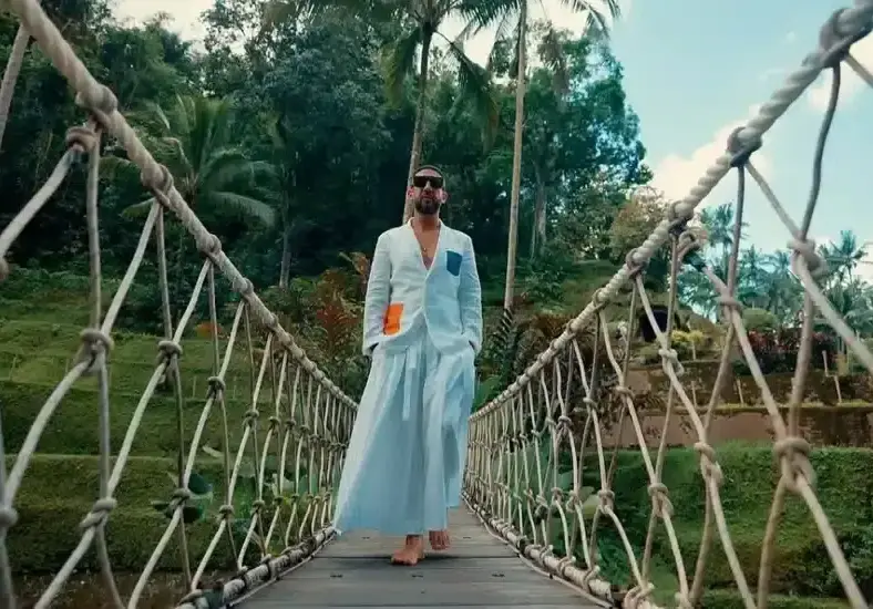 Илиян се пренесе в Бали