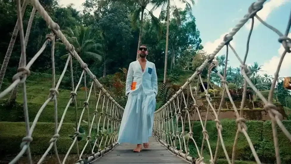 Илиян се пренесе в Бали