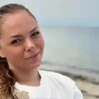 Йоанна Темелкова точи лиги по скъпа ретро кола