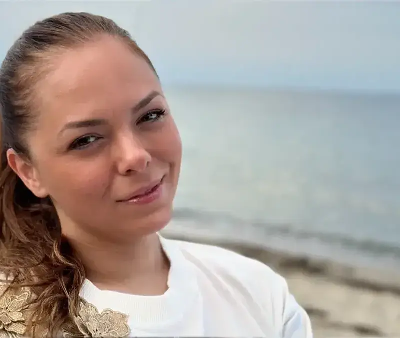 Йоанна Темелкова точи лиги по скъпа ретро кола