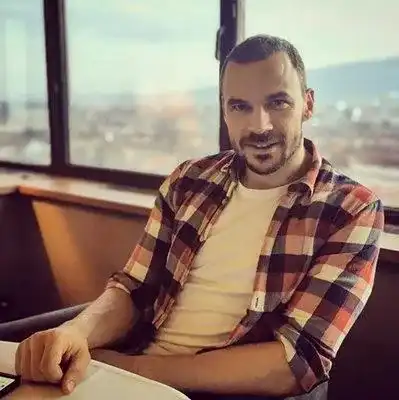 Ивайло Захариев търси злато в Карлуково