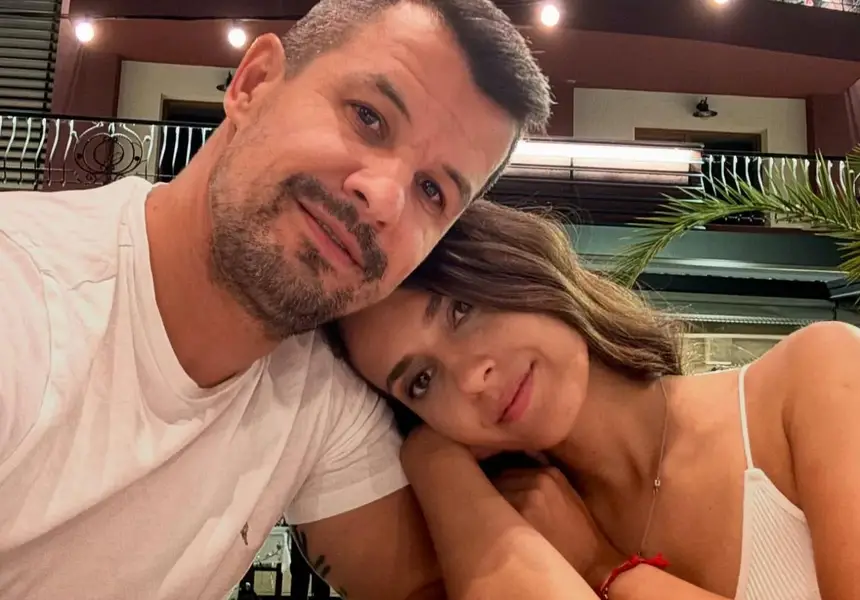 Изненада! Бившият на Мика се сгоди за Бесте Сабри (СНИМКИ на диаманта)