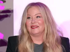 Жестока съдба: Преди 30 години Холивуд беше в краката й, а днес тя е в инвалидна количка!