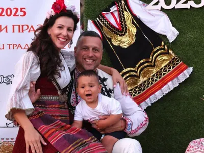 Кметът на Елин Пелин се ожени тайно: 5 деца и любов!