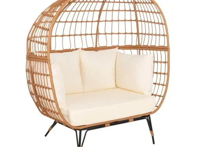 Кресла и столове за градина от SuperMebeli: Когато тялото отпочива, а душата празнува