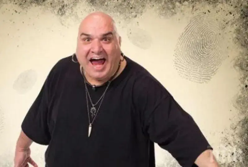 Легендарният рокаджия, промоутър и жури на „Като две капки вода“ Димитър Ковачев – Фънки: Ами ако онази, която хората мислят за естрадна прима е неин двойник?!