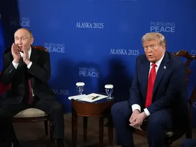 Лице в лице в Аляска - срещата в снимки (галерия)