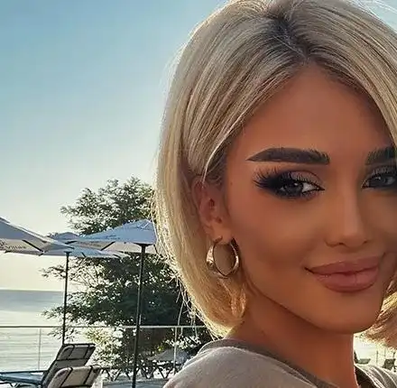 Лидия се утешава с музика