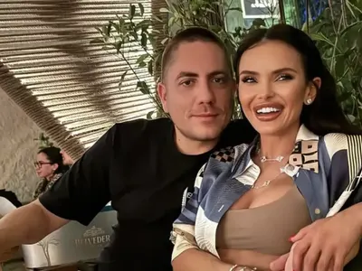 Лудостта продължава: Мъжът на Мара Отварачката обзаведе и майка й! (Снимки)