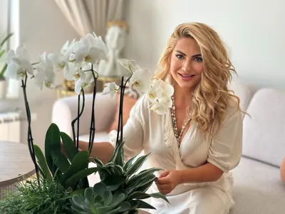 ЛУКС и УЮТ: Нели от „Търси се“ показа новия си дом (+ Защо се прекръсти Елея)