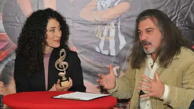 Маги Халваджиян представя нов музикален формат с Меди и Саня!