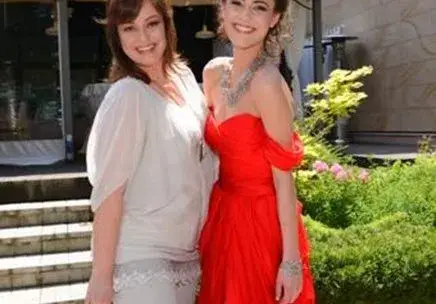 Мариана Векилска СМРАЗЕНА с дъщеря си: Габи се сгоди, а тя не харесва зет си! (двете се отчуждиха – ВИЖ ТУК)