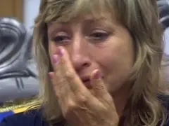 Мира Добрева шокира: Бях на 9, когато започнаха да ме опипват и целуват чичковци