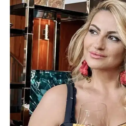 Нели от „Търси се“ напълно изкукурига