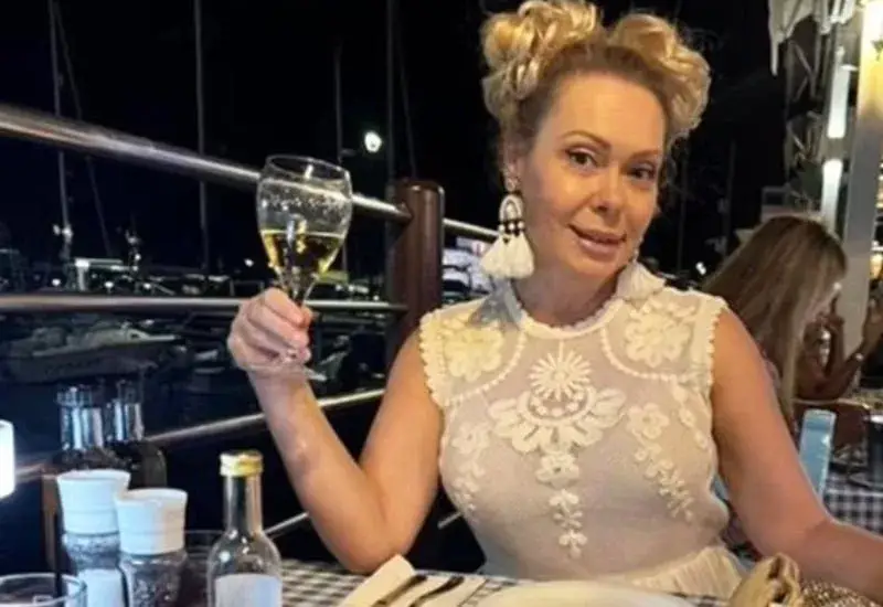 Скандалната трансформация на Албена Вулева: От звезда до забравена!